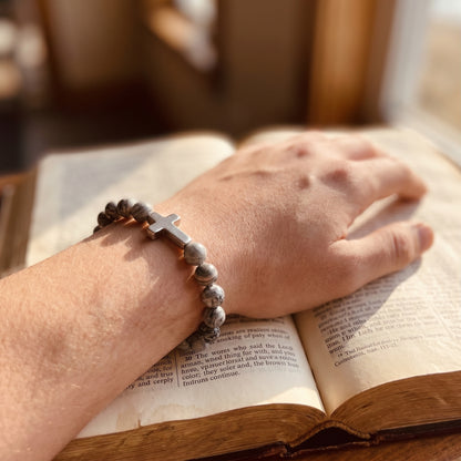 Free Today : Misty Cross Bracelet
